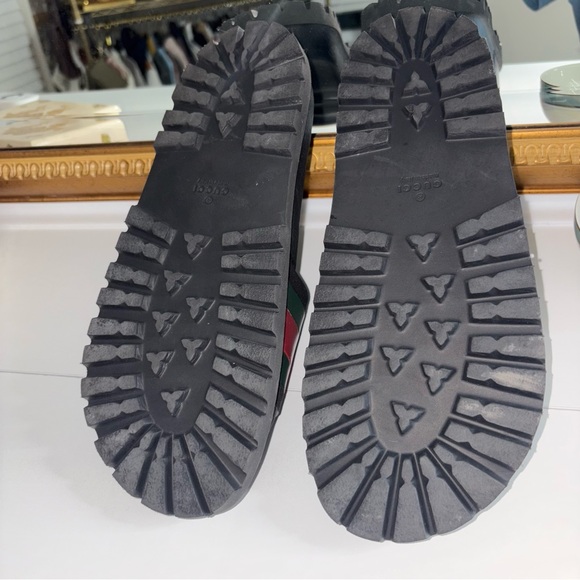 Mens Gucci Rubber Slide Sandal - Picture 11 of 16